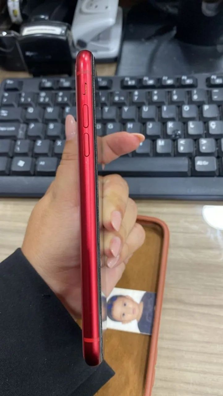 iPhone 11 64 gigas funcionando tudo  - Foto 3