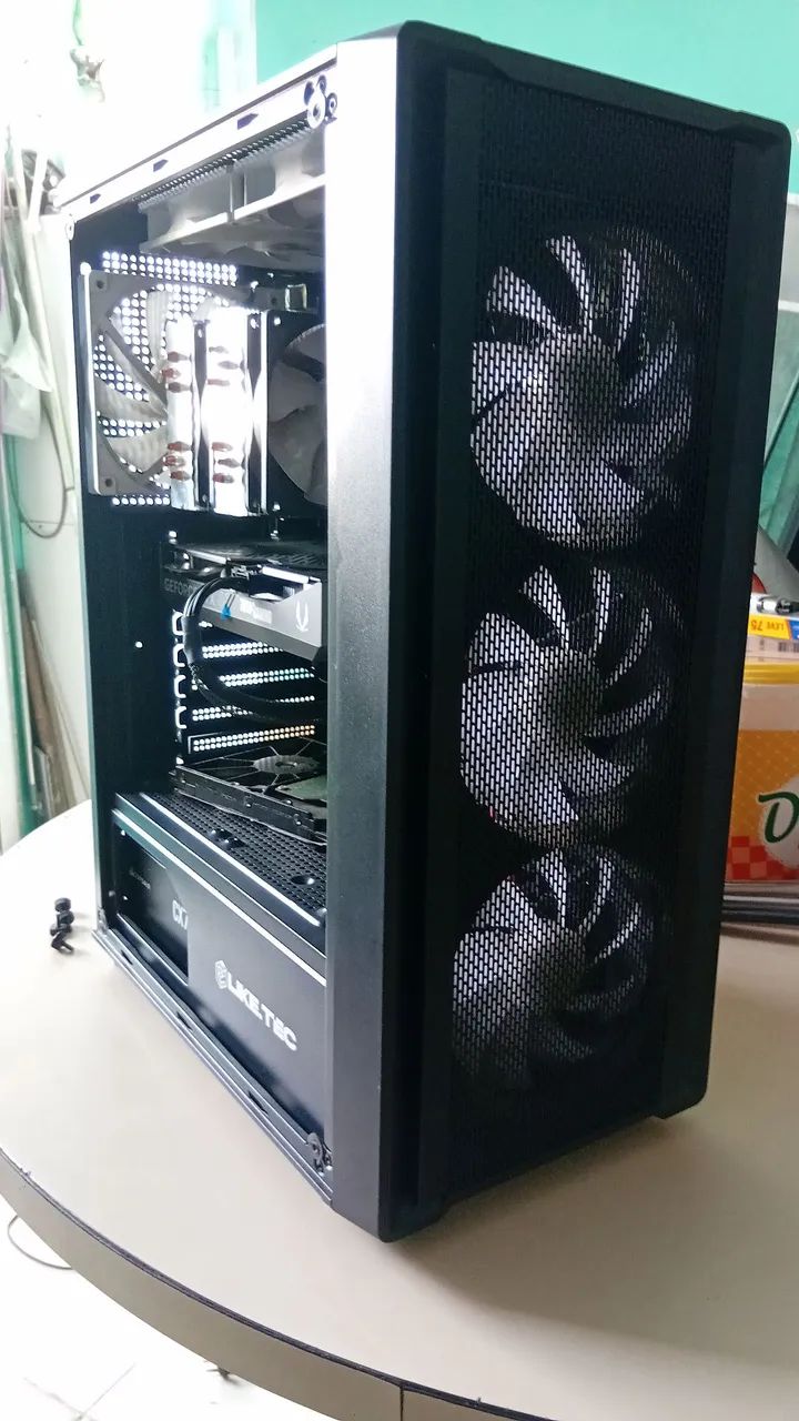 PC gamer com RTX 5060