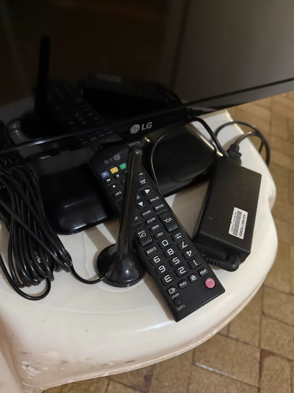 Tv completo antena e controle  - Foto 2