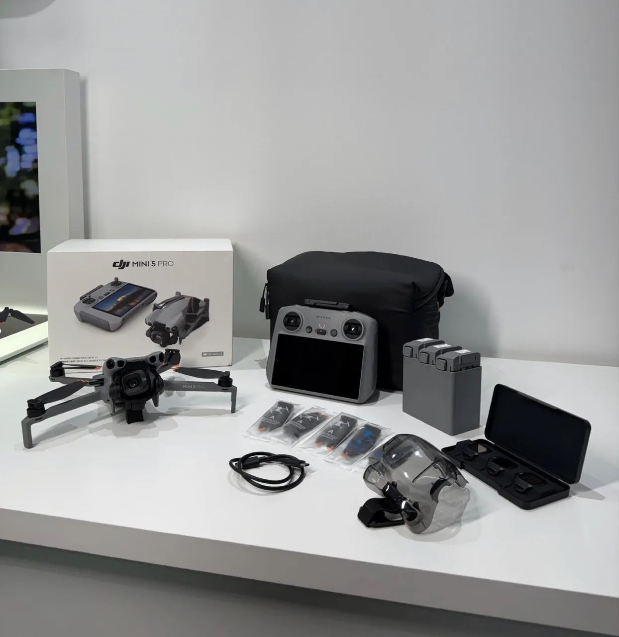 DJI Mini 5 Pro Fly More Combo
