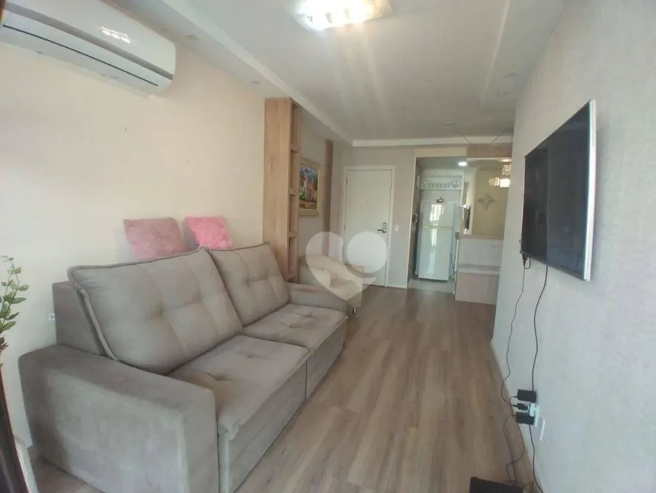 Duetto 2 quartos com vaga escriturada - Foto 2