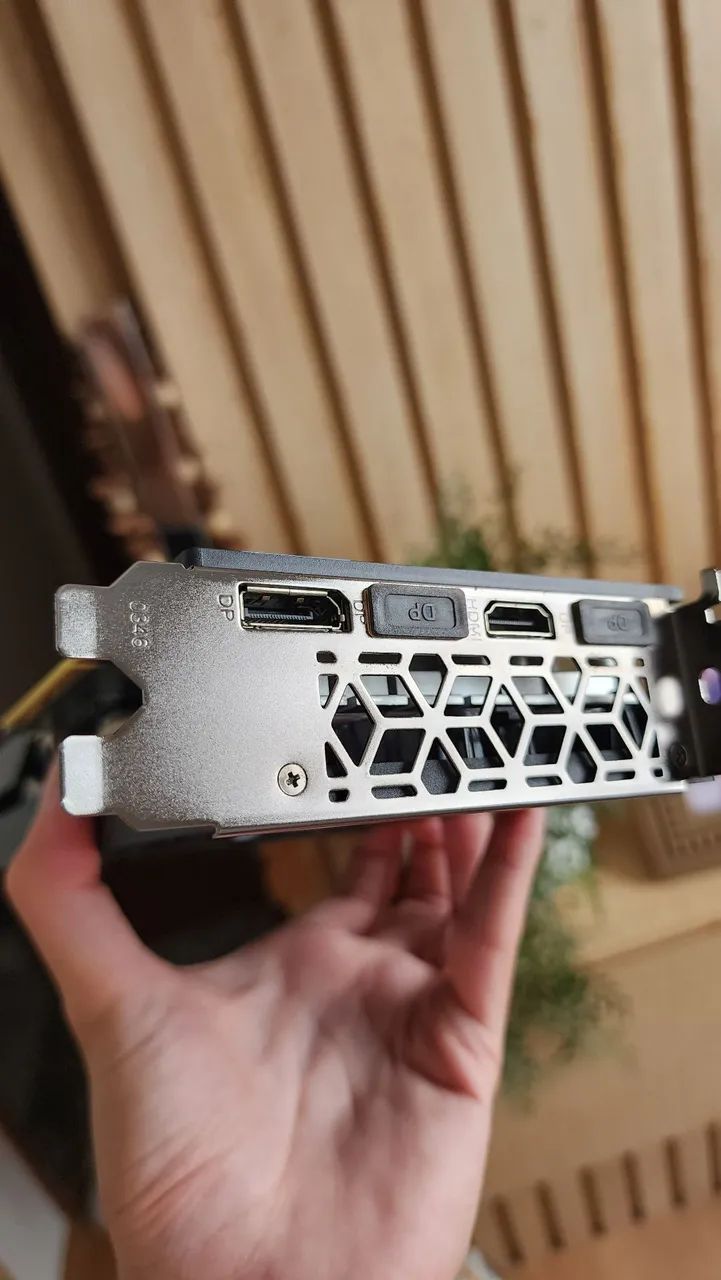 RTX 4060 - GALAX  - Foto 6