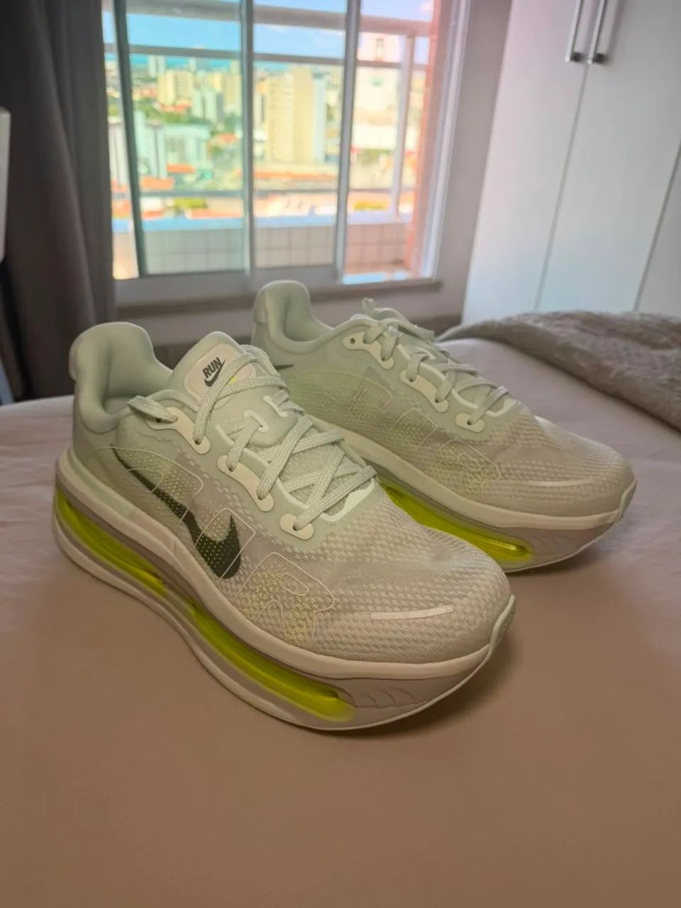 Nike Vomero Premium 