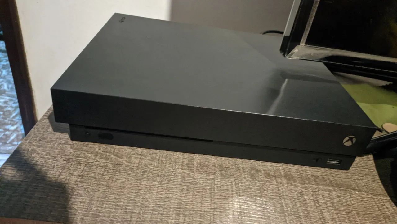 Xbox one X ¦ Dois Controles  - Foto 2