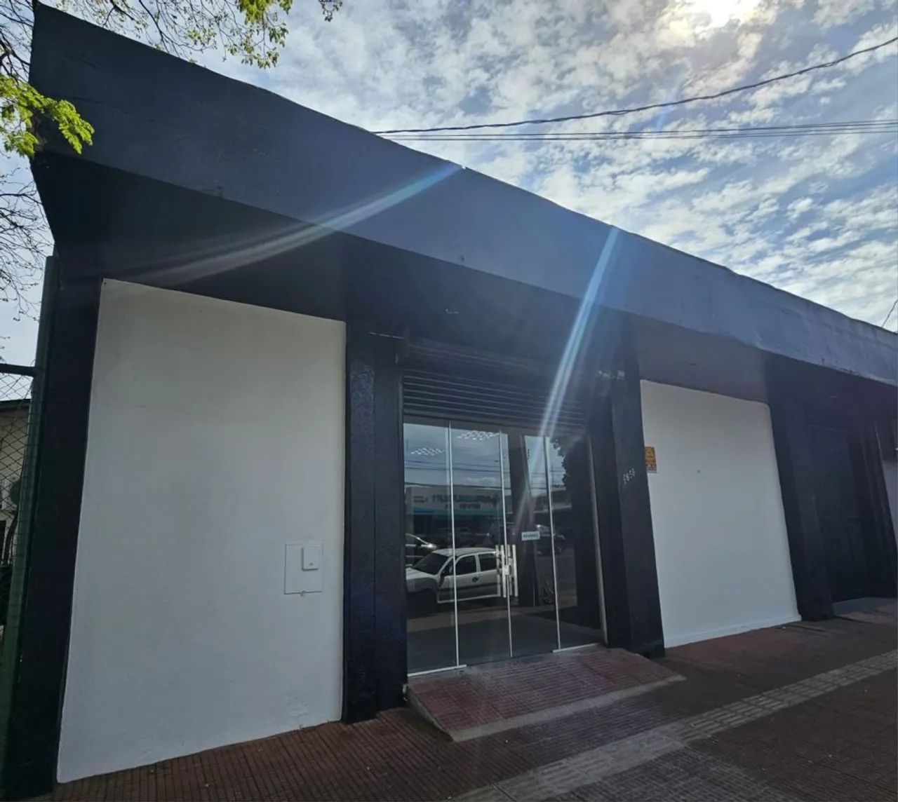 LOCAÇÃO | Galpão/Barracão, com 5 quartos em Zona 05, Maringá - Foto 3