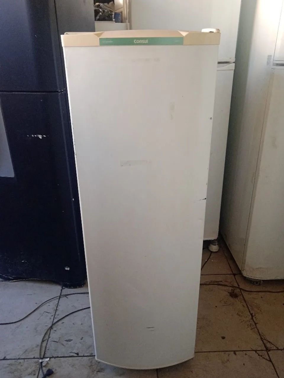 Geladeira Consul 280L funcionando 