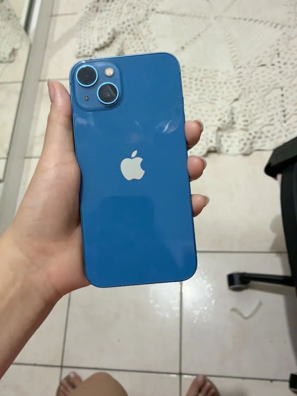 iPhone 13 azul - usado - Foto 2