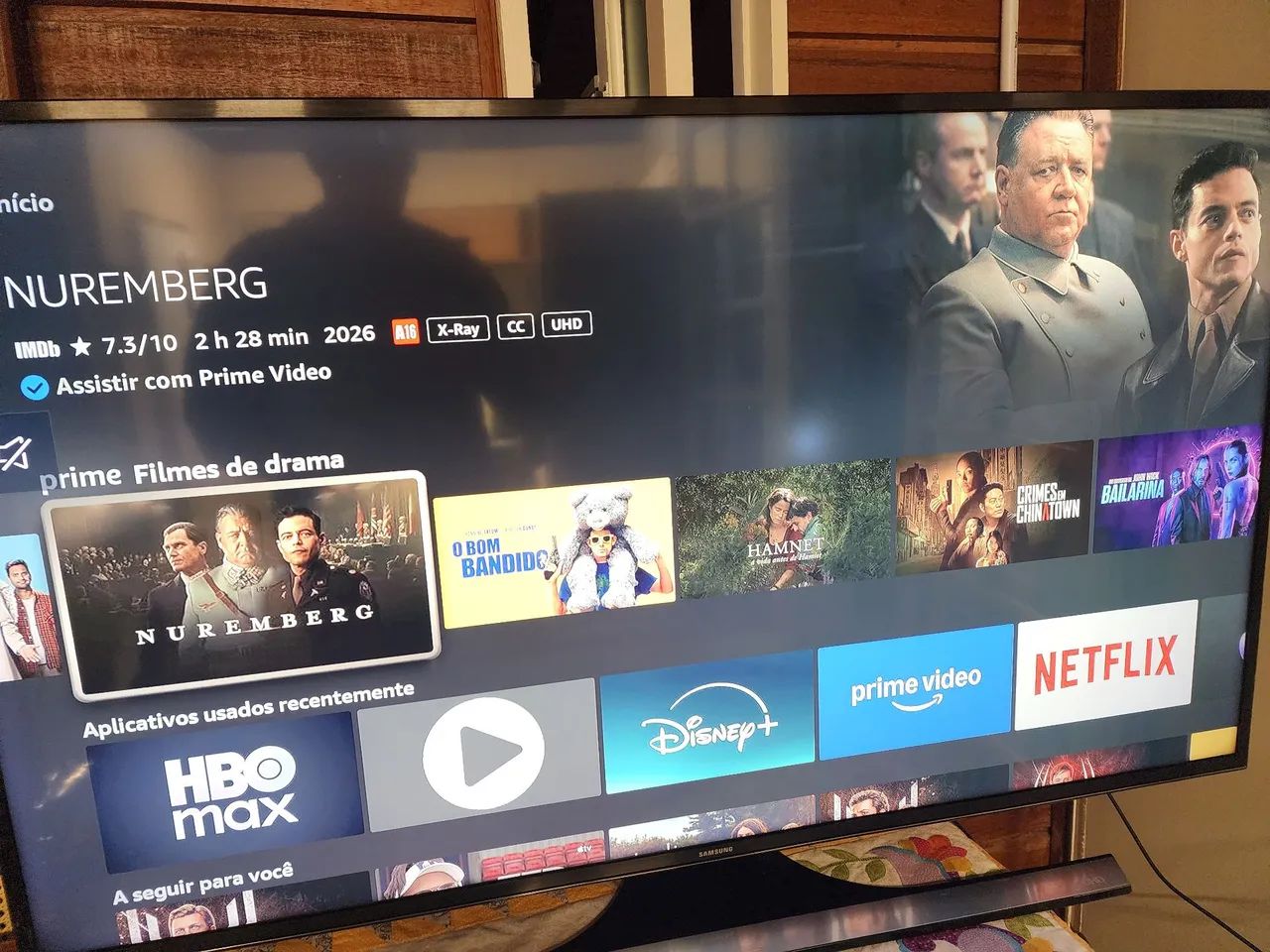 TV Samsung 48 polegadas PONTO DE LUZ NA TELA