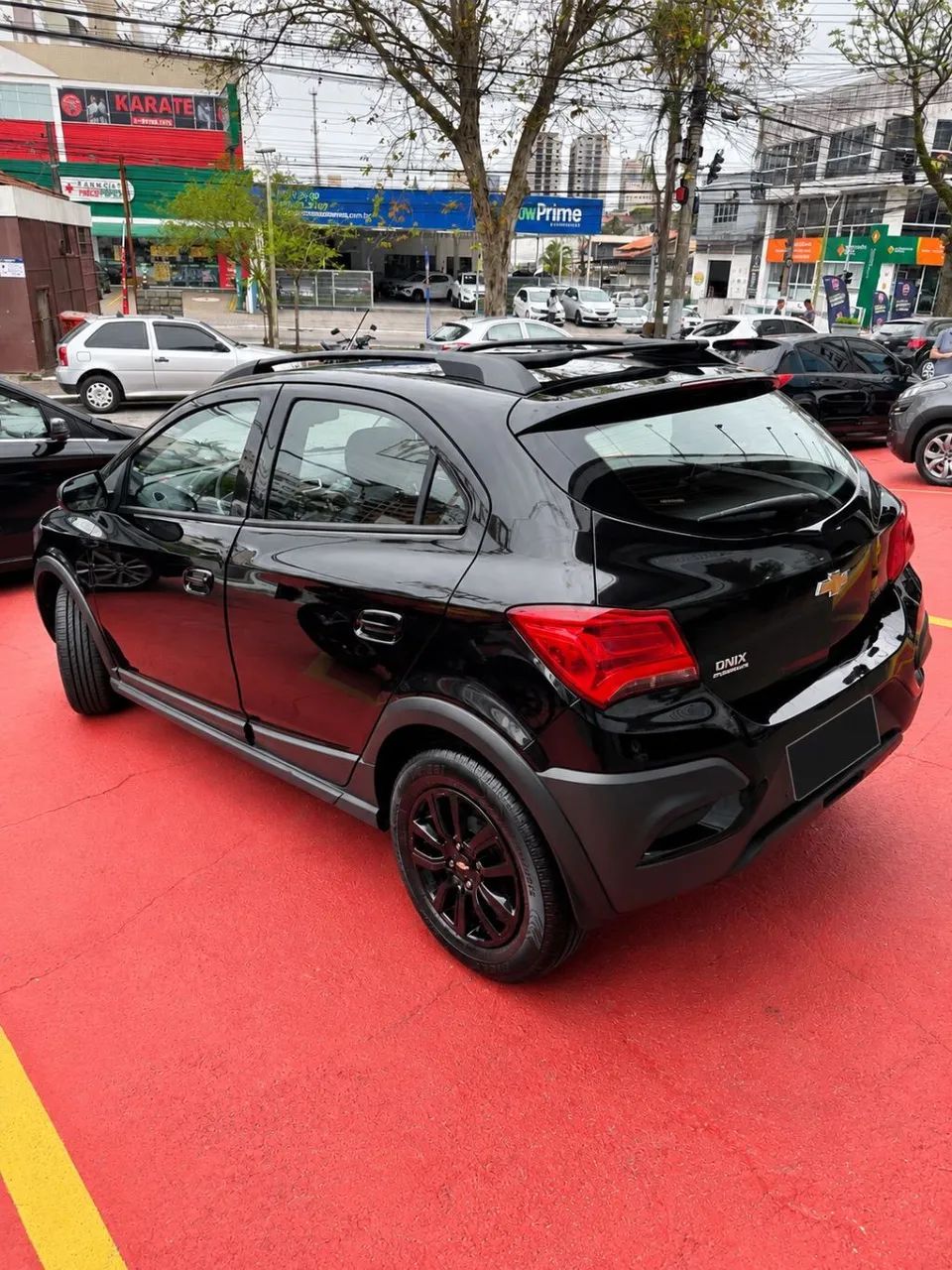 Chevrolet Onix Activ 1.4 8V Flex Aut. 4P 2019 - Foto 3