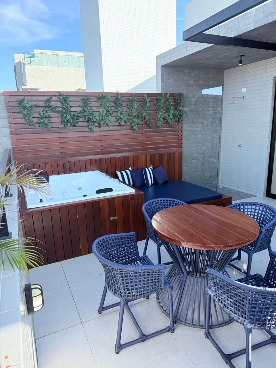 Vendo cobertura duplex no Bessa, modelo porteira fechada  - Foto 5