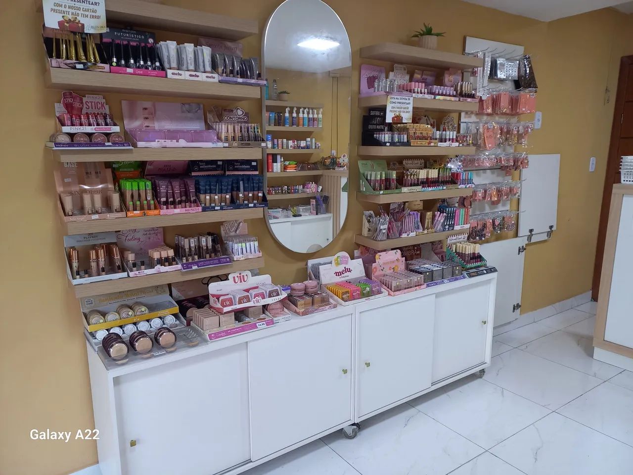 VENDO LOJA DE COSMÉTICOS E ACESSÓRIOS - Foto 3