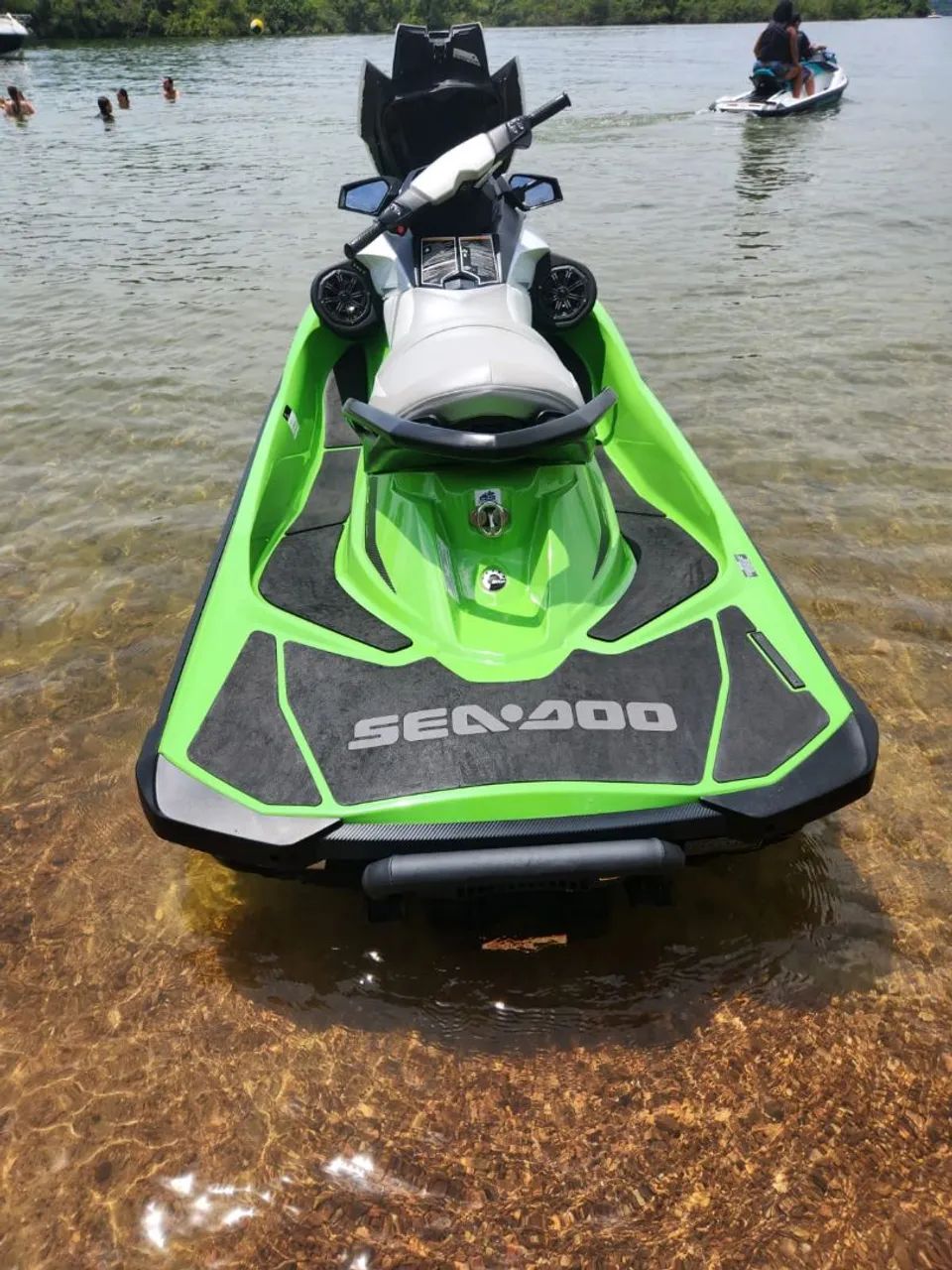JET SKI GTI 130    2013    - Foto 4