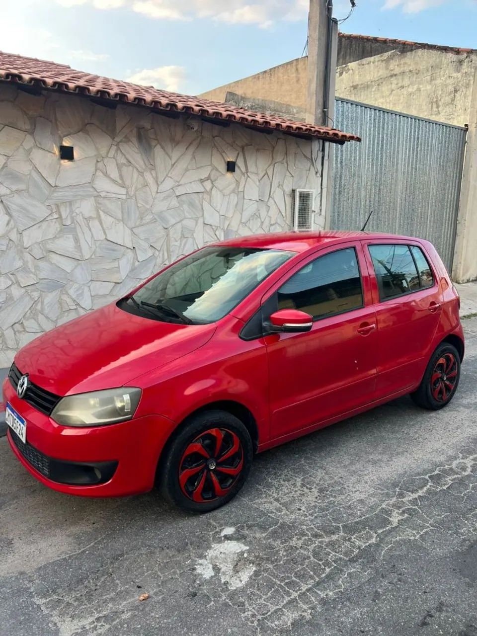 Volkswagen Fox Fox 1.0 Mi Total Flex 8V 5p 2011