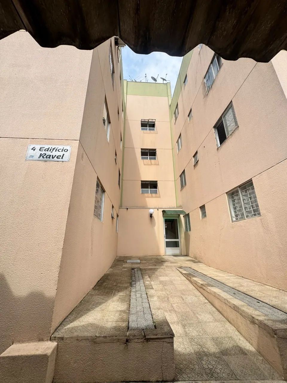 Locação - Apartamento no bairro Cidade Nova em Maringá - Foto 2