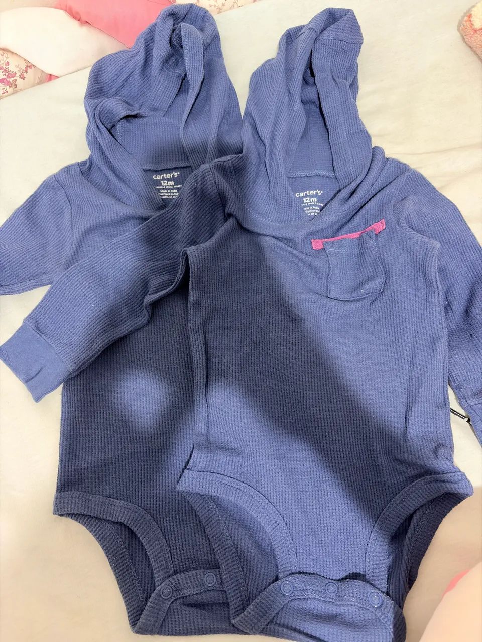 Body infantil manga longa com capuz Carter?s 