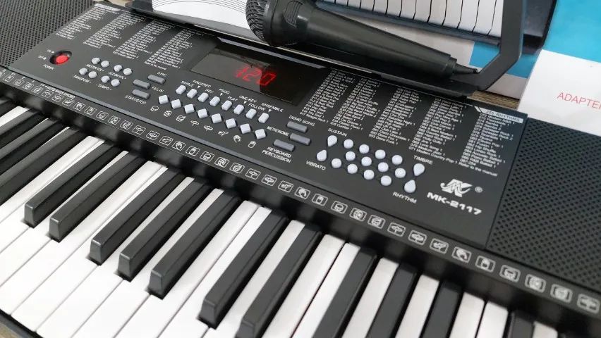 Teclado Musical Arranjador MK-2117 (Novo)- 61 Teclas- LED