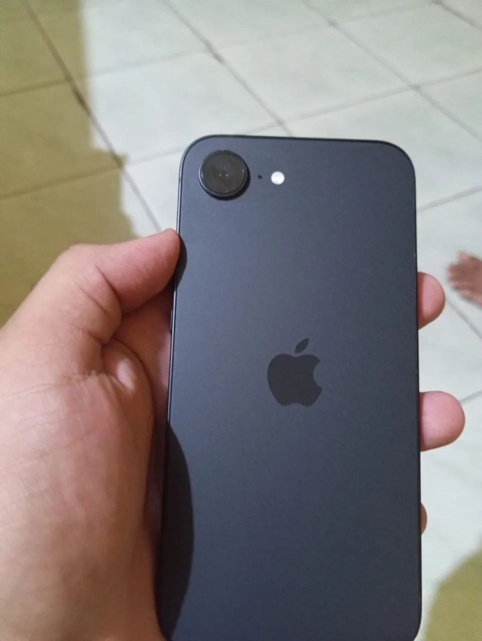 iPhone 16e - Foto 3
