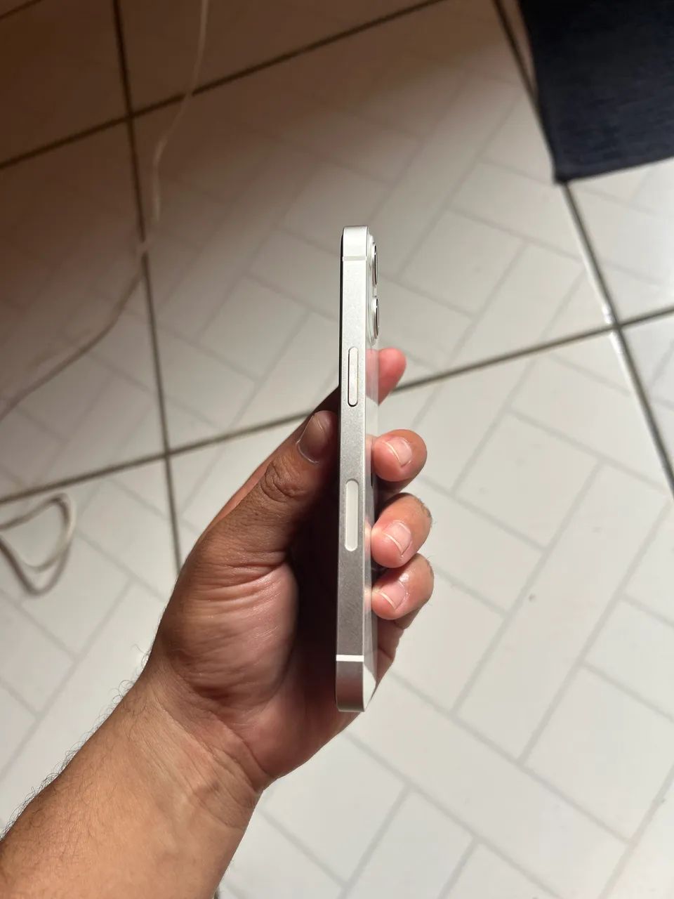 iPhone 13, 128 GB, todo original, com 1 mês de uso! - Foto 2