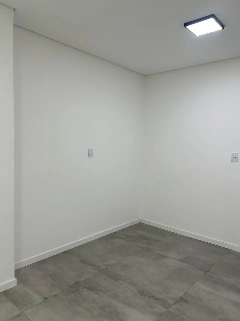 Alugo Sala Comercial Nova - Foto 4