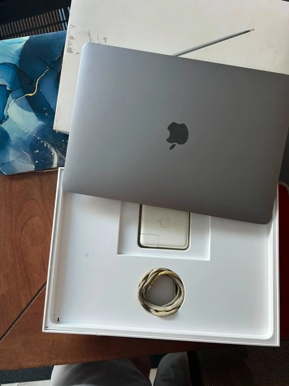 MacBook Pro (13 polegadas, 2019, Duas portas Thunderbolt 3) c/Touch Bar - Foto 2