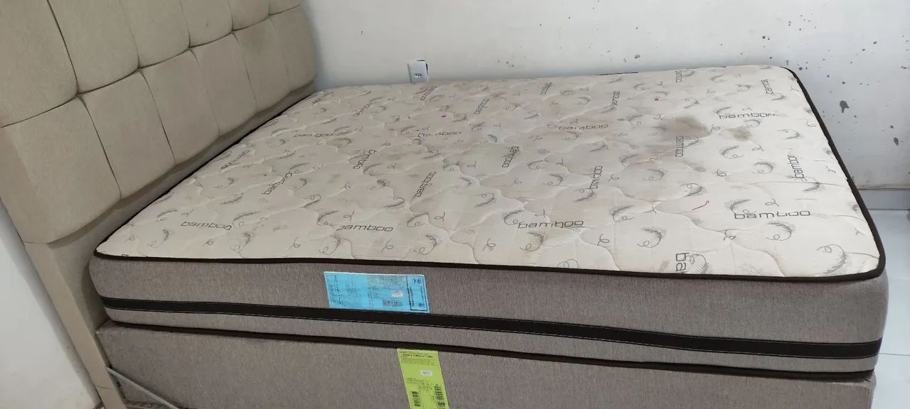 Vende-se cama de casal com colchão  - Foto 4