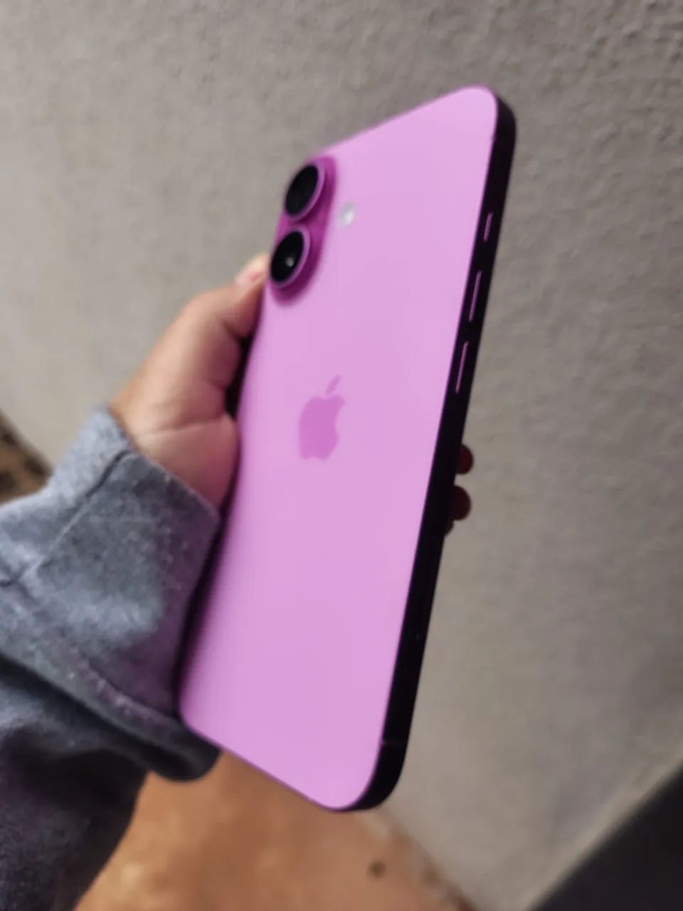 iPhone 16  - Foto 2