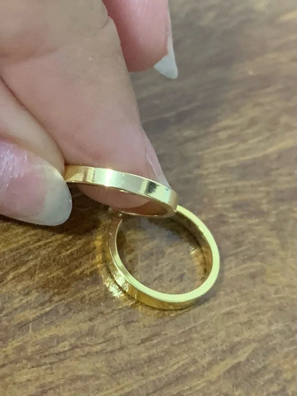 Argola de ouro 2 milímetros 