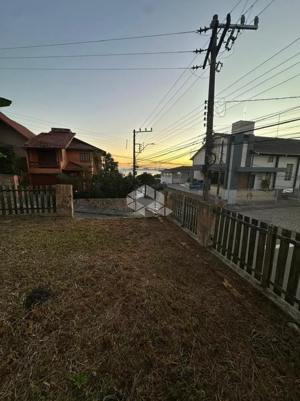 TERRENO À VENDA COM 419 M² NO JARDIM ATLÂNTICO, FLORIANÓPOLIS - Foto 2