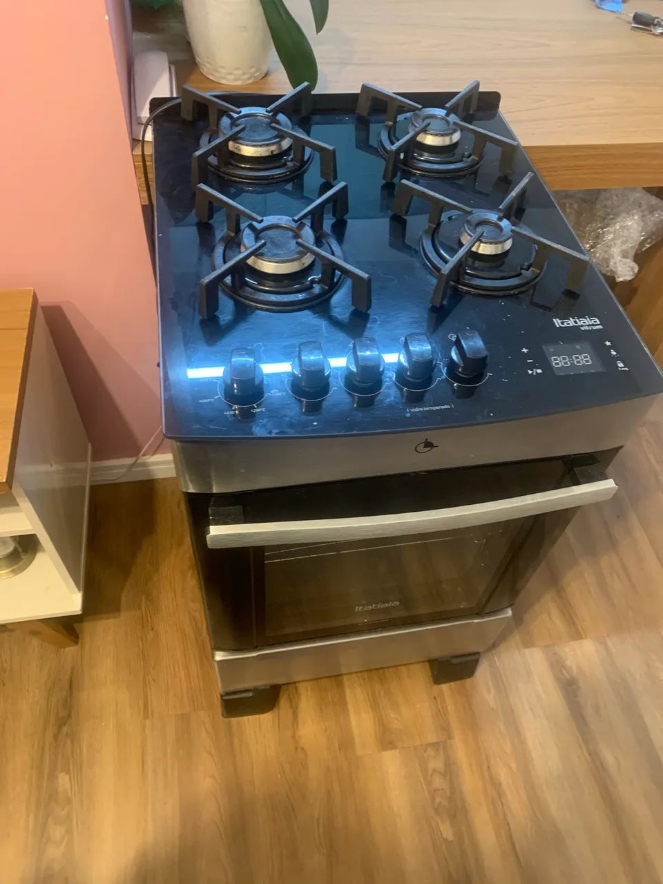 Fogão Itatiaia 4 Bocas com Mesa de Vidro e Timer Digital Usado - Foto 2