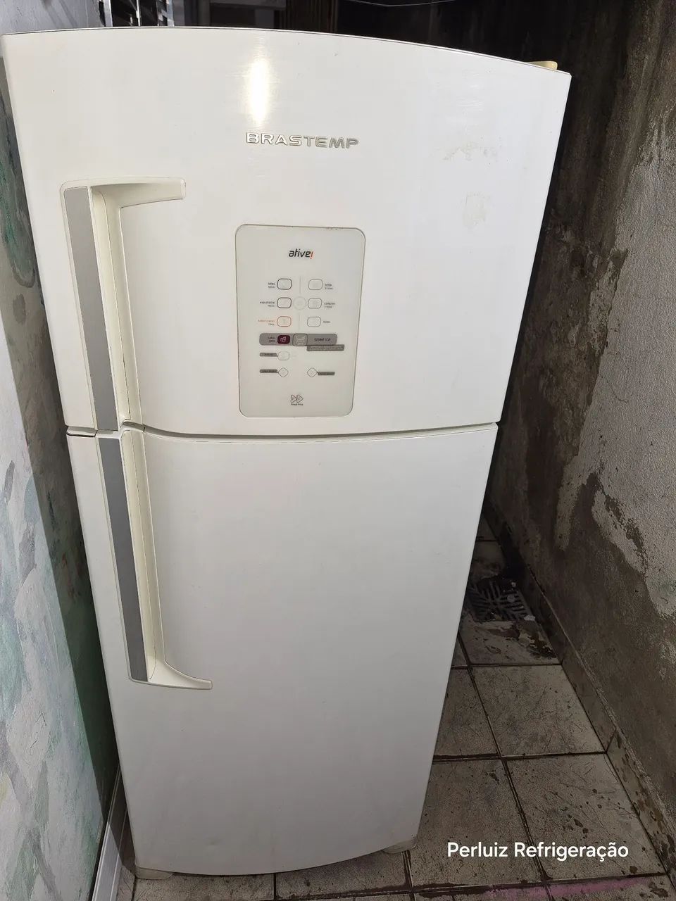 Geladeira Brastemp Frost Free usada funcionando