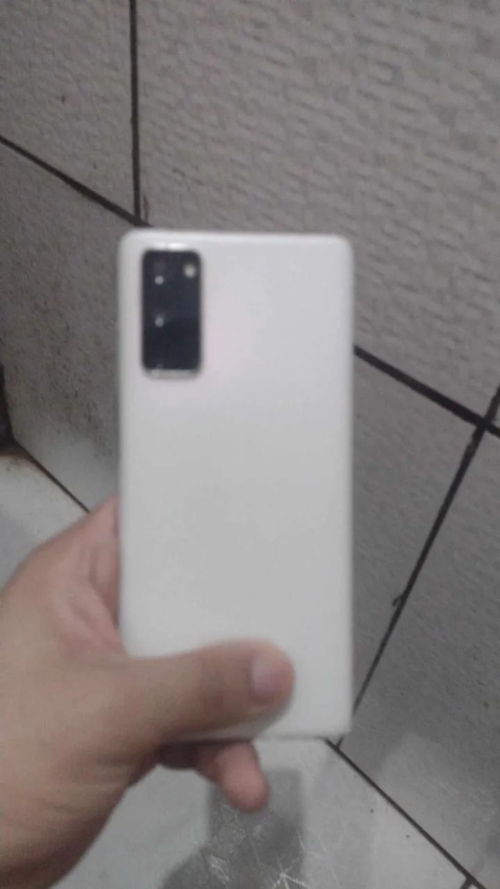 Samsung 20 fe 5g - Foto 2