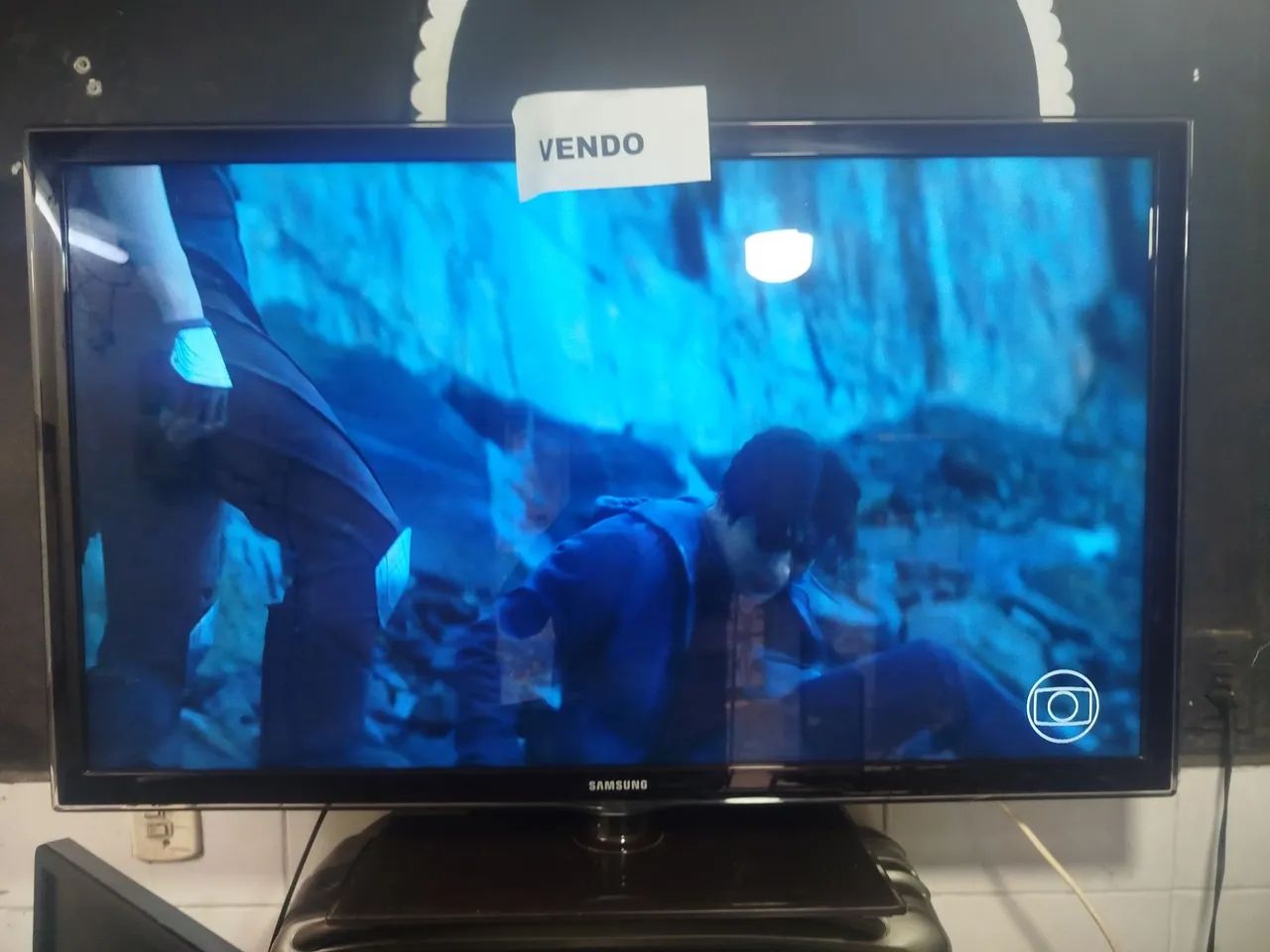 Vendo TV Samsung 46 polegadas LEIA A DESCRIÇÃO  - Foto 2