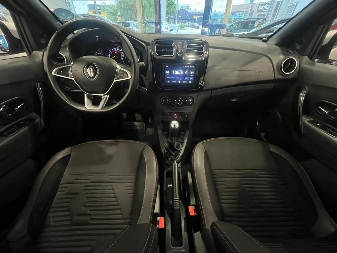 Renault Stepway Zen Flex 1.6 16V Mec. 2020 - Foto 4