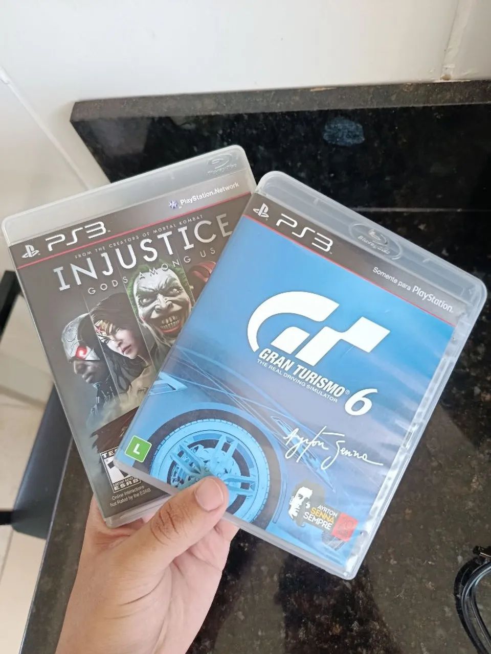 Ps3 + 2 manetes e 2 jogos originais  - Foto 4