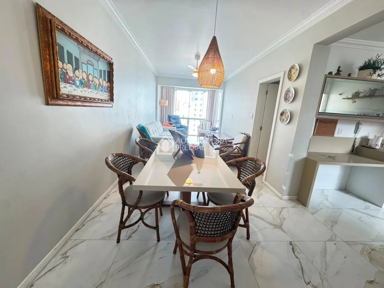 Apartamento de 3 dorm(suite) na rua Crispim Mira - Foto 2
