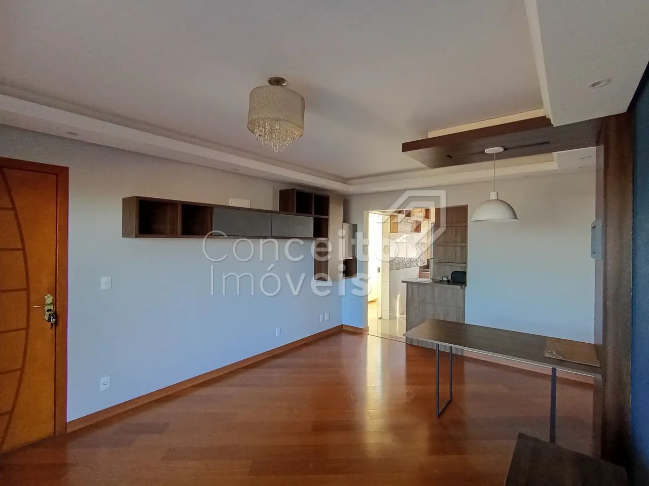 Edifício Belém - Oficinas - Apartamento Semi Mobiliado