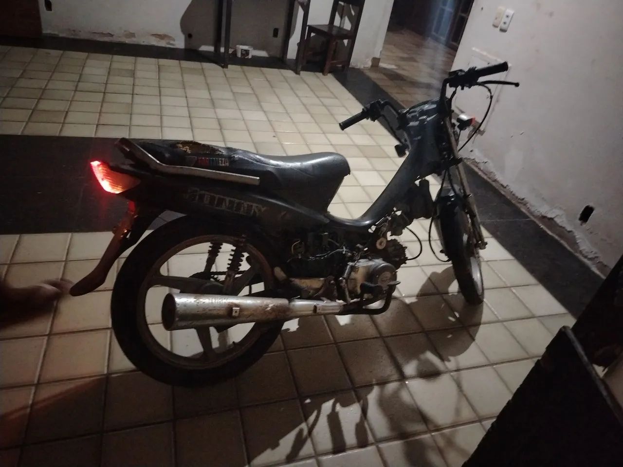 Moto jonny 2012