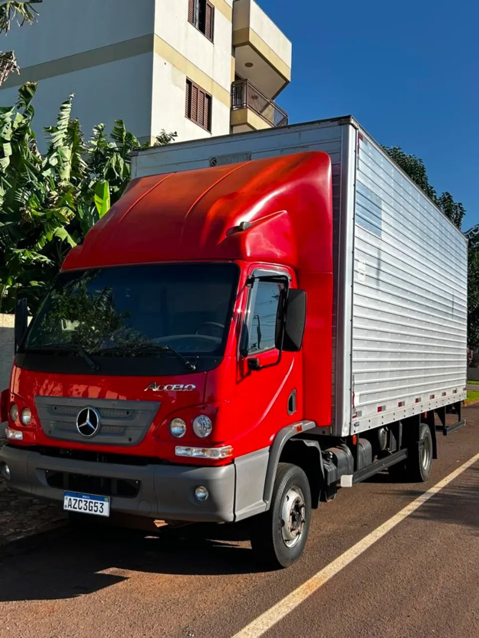 Accelo 815 - Foto 2