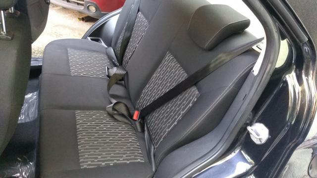Ka Sedan SE 1.5 Flex 2015 ( Licenciado 2019 ) - Foto 9
