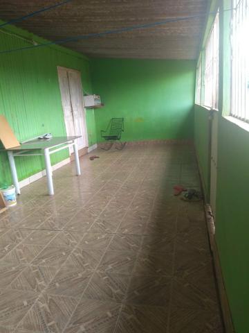 Vende-se ou troca-se uma casa