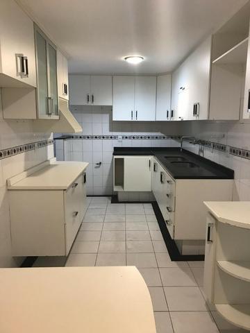 Apto. 4 qts/1 ste, Barra da Tijuca, ABM-Barra D'Oro, varanda, 137 m², 2 vgs - Foto 4