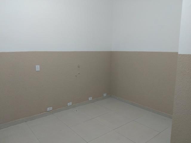 Alugo excelente sala comercial térrea na rua geral da agrônomica - Foto 12
