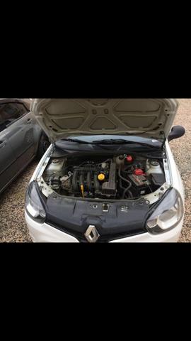 Clio 1.0 - Foto 4