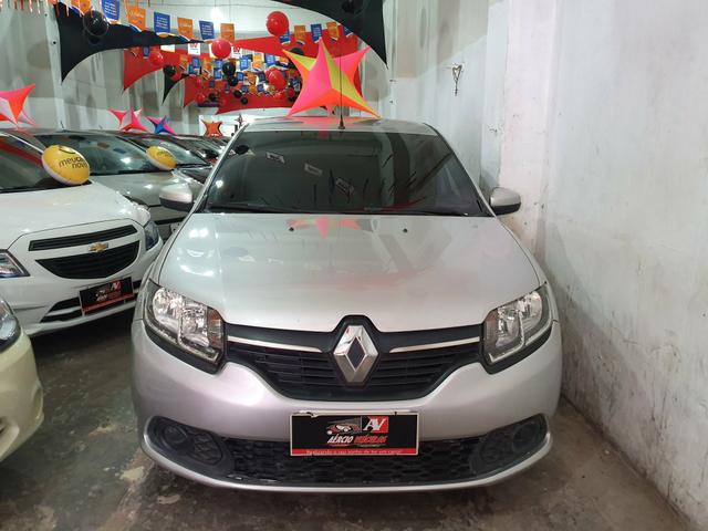 Sandero 2016 1.0 1 mil de entrada Aércio Veículos fth