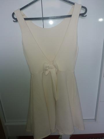 Vendo vestido estilo boneca - Foto 2