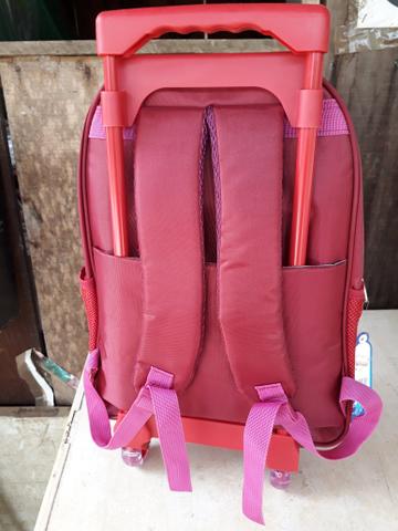Vendo mochilas com rodinhas - Foto 4