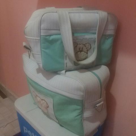 Conj de bolsas seminova - Foto 2