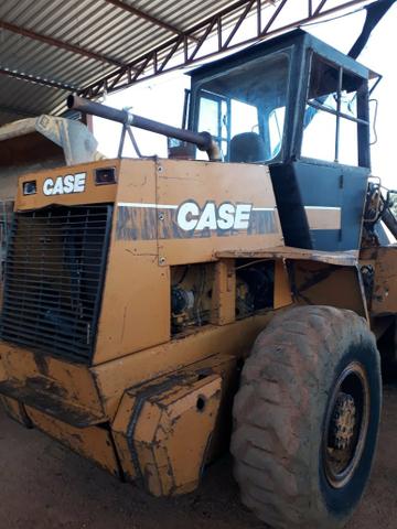 Pá carregadeira Case w20B