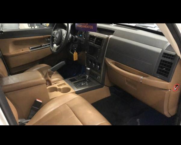 Jeep Cherokee - Foto 5