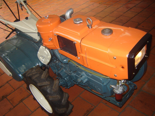 Micro trator tobatta 14CV - Foto 6